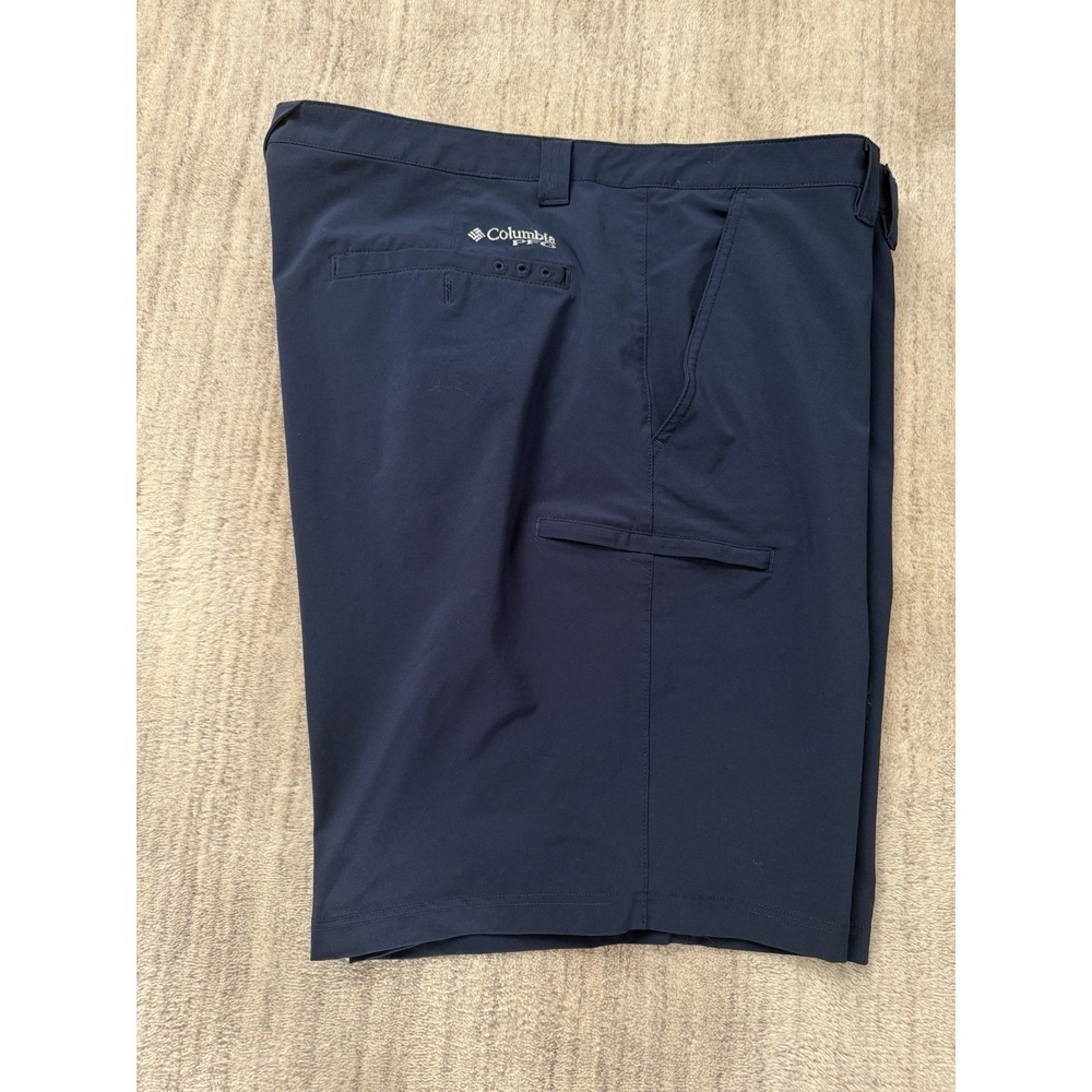 Columbia Grander Marlin II Offshore Shorts Men's Size 44 Navy Omni Shield SPF